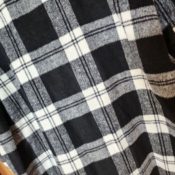 Member's Mark Women's Size Small Button Front Black & White Plaid Shacket NWT - Picture 10 of 10